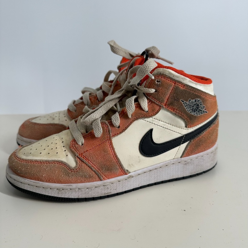 Nike Air Jordan 1 Mid DV-1336-800 Sneakers Retro Shoes Orange White Black SZ 5Y‎